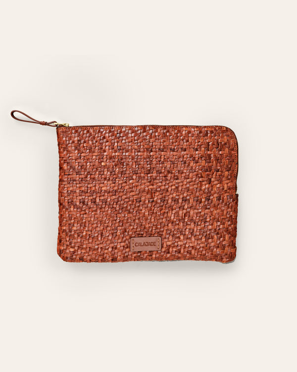 Cala Jade medium sized brown nutmeg leather pouch