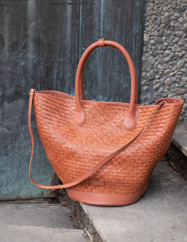 Cala Jade Auburn leather tote