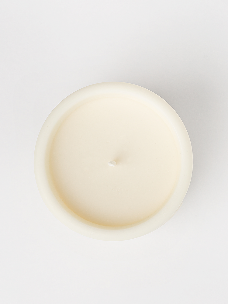 Lowri Smell The Grass | Cream