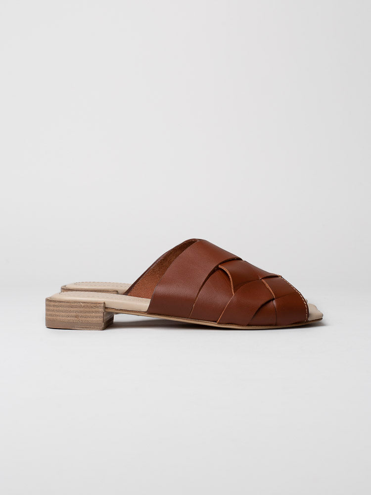 Misa brown sandal from Cala Jade
